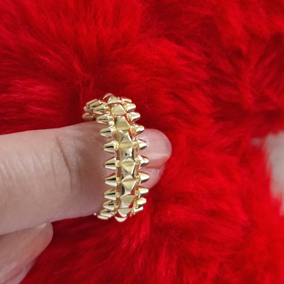 gold clash ring - Picture 5 of 5